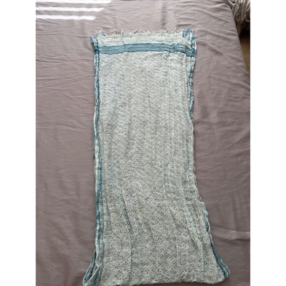 Lightweight Woven Blue & White Scarf With Fringed Edges - Picture 2 of 7